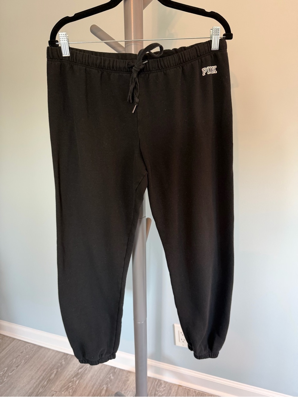 PINK Victoria's Secret Black Campus
Jogger Sweatpants Large